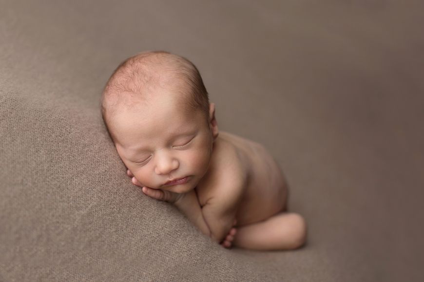photographe maternité bébé couleurs