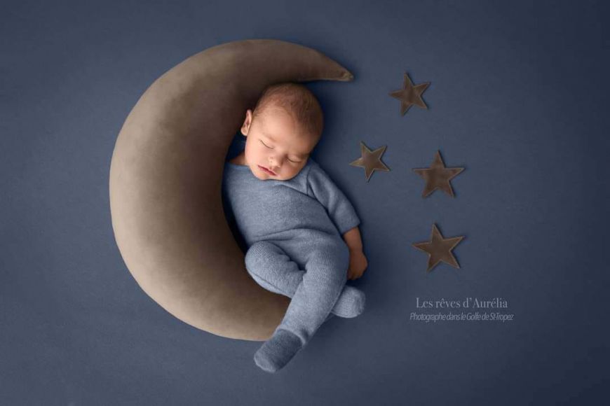 Photo-bebe-Photographe-naissance-Les-reves-d-aurelia-Regard-auteur