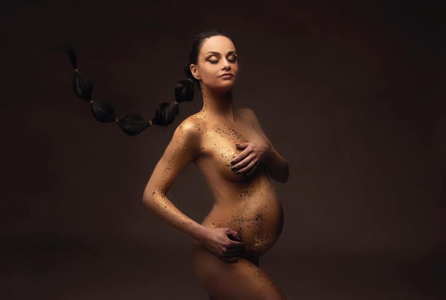 Photo-Femme-enceinte-nue-Photographe-portrait-seance-grossesse-morgane-hamoneau-regard-d-auteur-4