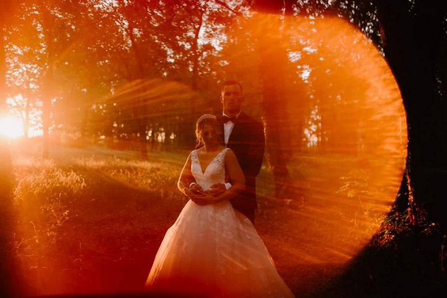 Photo-stylee-Photographer-wedding-photo-of-couple-seance-engagement-photo-style? e-regard-d-auteur-Emilie-Maillet