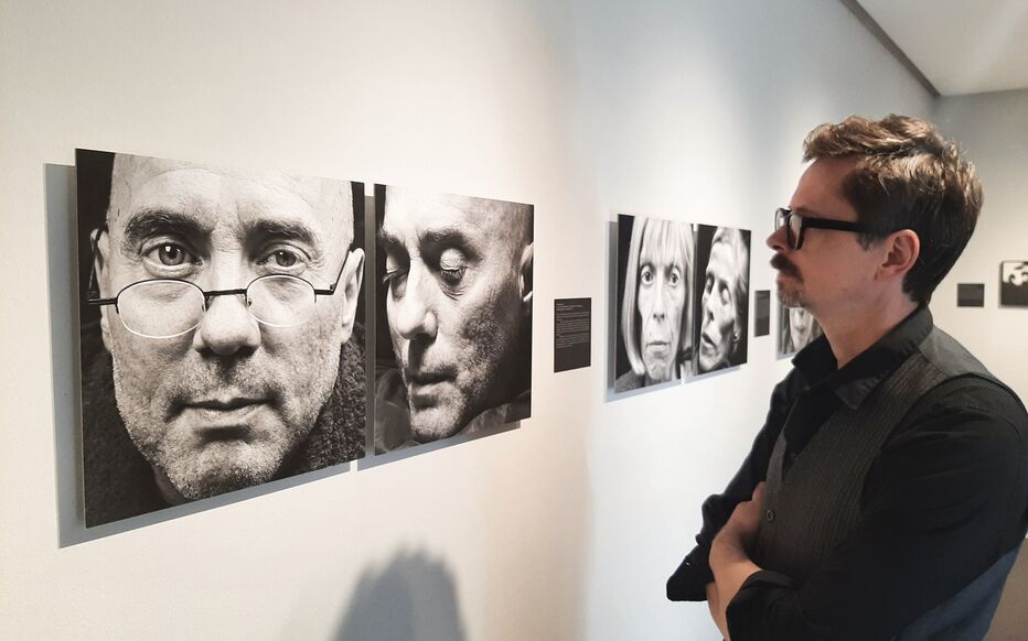 découvrez notre exposition de photographie, où des artistes talentueux partagent leur vision unique du monde à travers des images captivantes. plongez dans un univers visuel riche et varié, alliant émotions et techniques innovantes. ne manquez pas cet événement incontournable pour les passionnés d'art et de photographie!