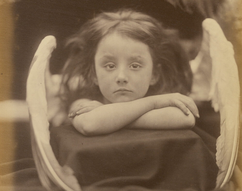 découvrez le pictorialisme, un mouvement artistique qui transforme la photographie en une forme d'art visuel. explorez ses techniques uniques, ses influences esthétiques et son impact sur l'histoire de la photographie, tout en appréciant la beauté et l'émotion capturées à travers des images évocatrices.