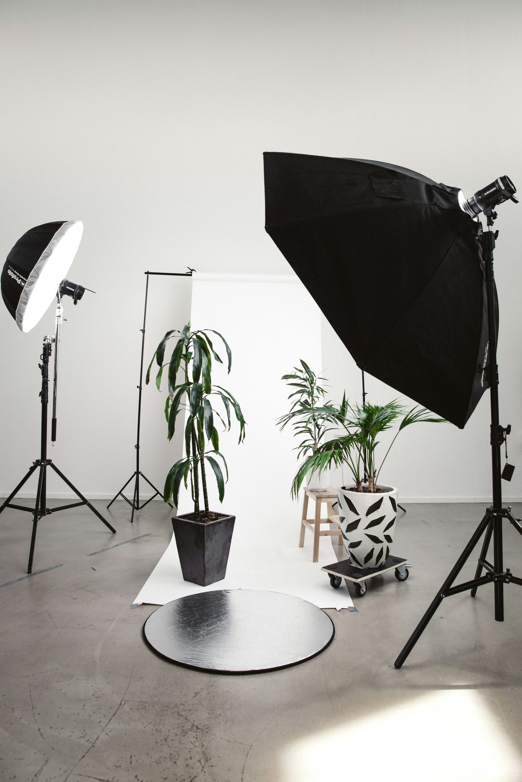 découvrez comment créer facilement un studio photo chez vous : conseils d'aménagement, matériel essentiel et astuces pour réussir vos photos à domicile.