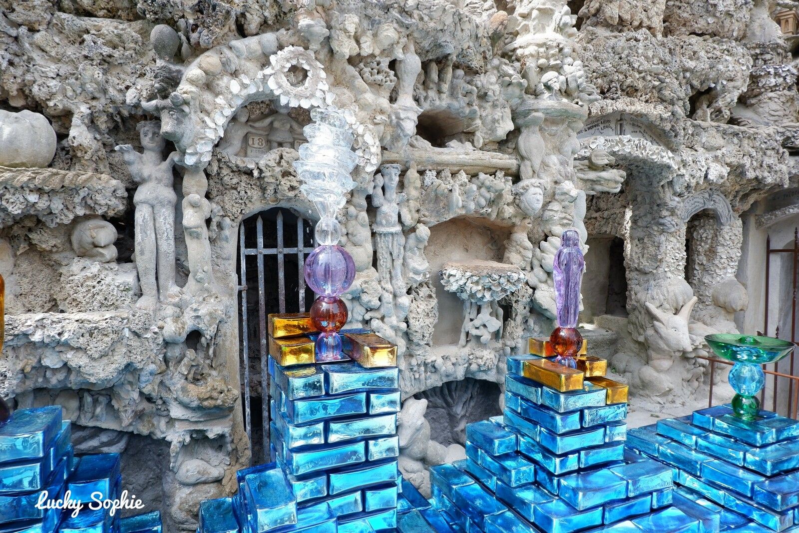 découvrez l'exposition photo sur le thème de l'eau aux sorinières, conçue pour les personnes malvoyantes. une expérience sensorielle unique, accessible à tous.