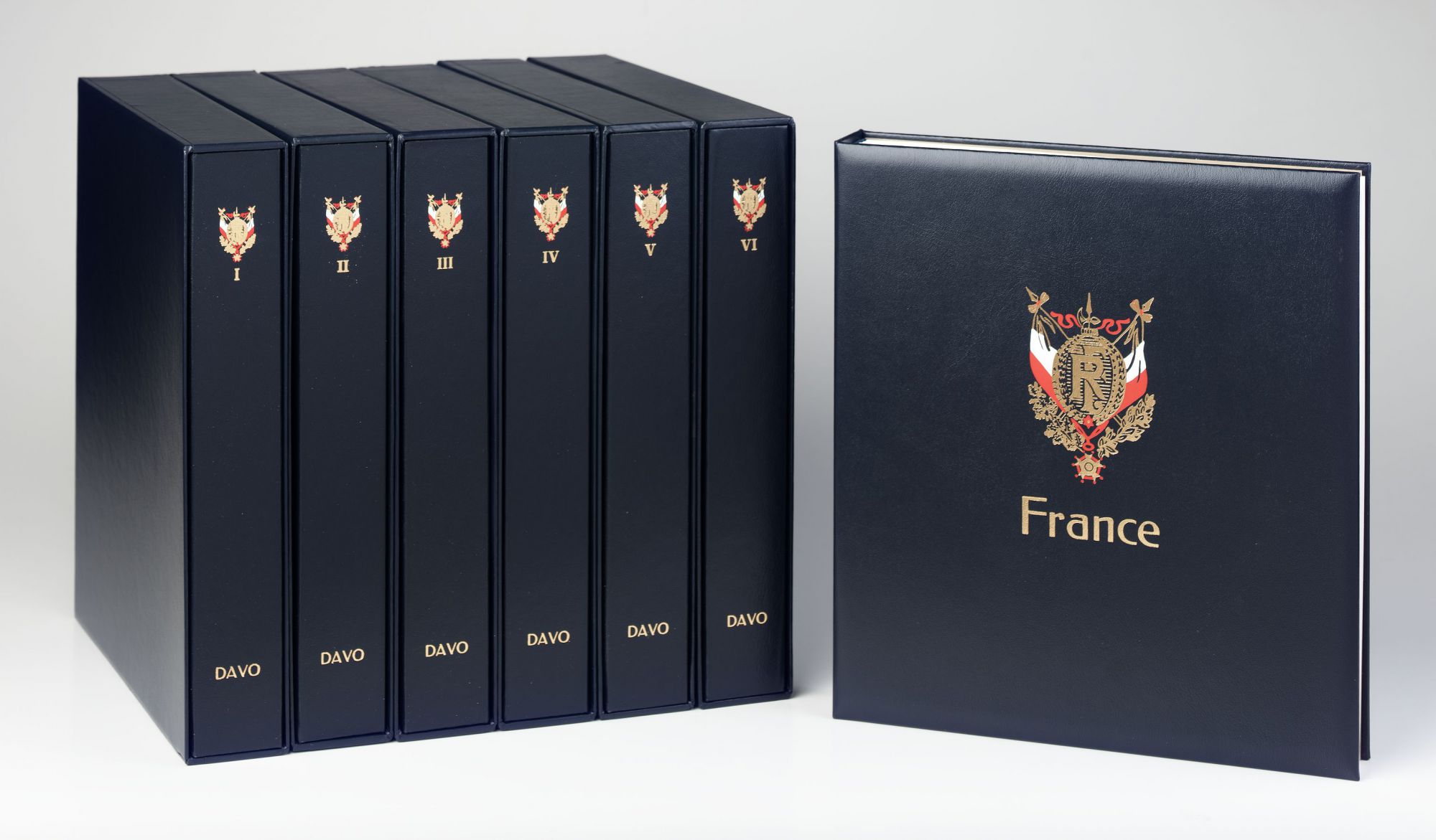créez et personnalisez votre album photo sur la france. immortalisez vos plus beaux souvenirs de voyage en france avec des mises en page élégantes et des thèmes inspirants.