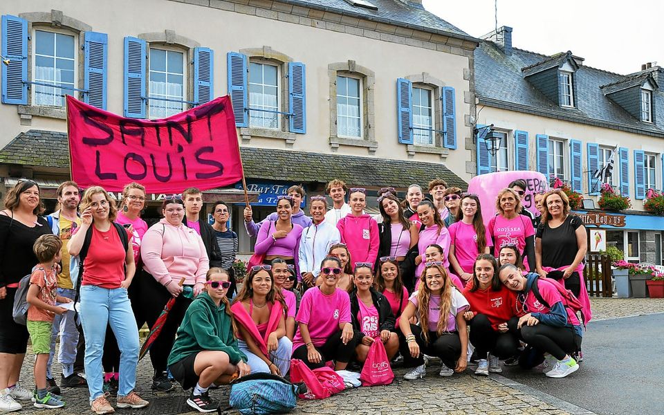 découvrez argol en rose, un événement unique mettant en valeur la beauté et la convivialité du village avec des animations, des ateliers et une ambiance colorée pour petits et grands.