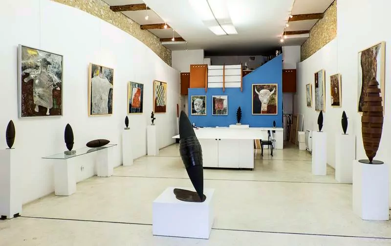 découvrez la biennale photographie bages 2025 : expositions d’artistes internationaux, rencontres, ateliers et événements autour de la photographie dans le cadre unique du village de bages. un rendez-vous culturel à ne pas manquer !