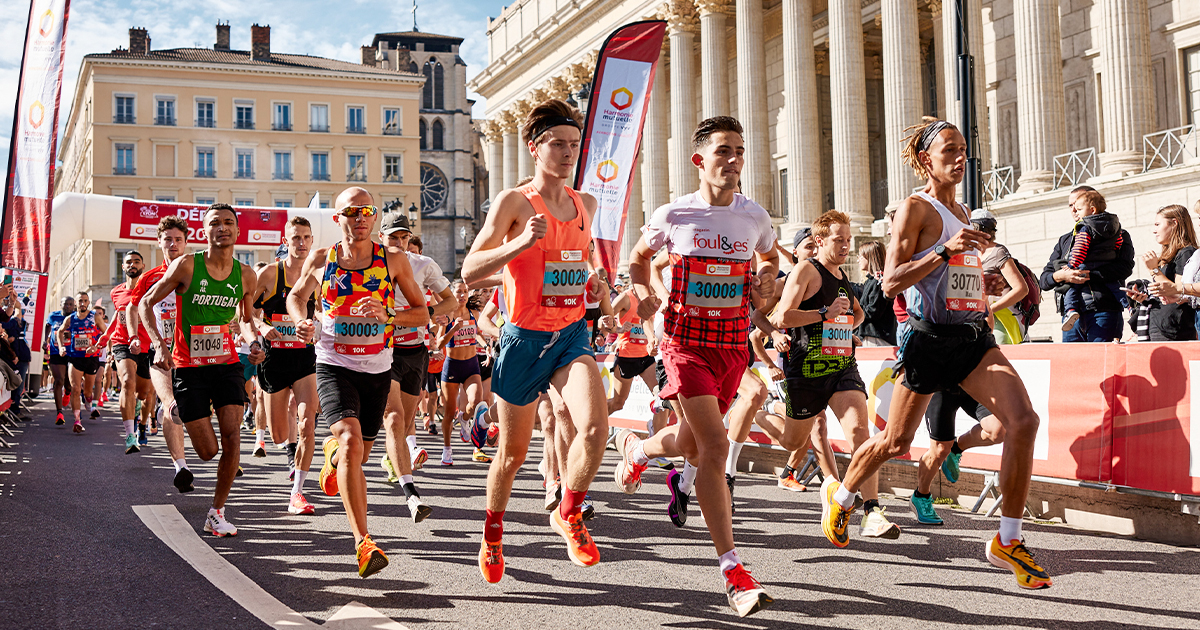 découvrez les plus belles photos du run in lyon 2025 ! parcourez notre galerie pour revivre les moments forts de la course emblématique à lyon. ambiance, sourires et performances au rendez-vous.