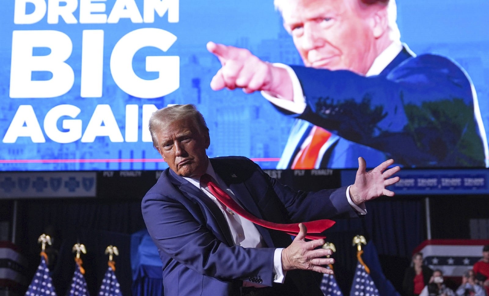 découvrez les détails sur l'incident où donald trump est resté figé après un malaise, les circonstances et les réactions.