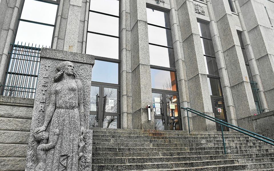 découvrez les impacts de la violence familiale à quimper pendant la période de noël et les ressources disponibles pour aider les victimes.