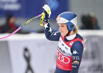 découvrez les détails sur la récupération post-opératoire de la jambe de lindsey vonn en vue des jo 2026, ses défis et son retour attendu.