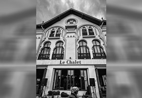 découvrez nos stages photo et vidéo gratuits à salies-de-béarn, idéaux pour apprendre et perfectionner vos compétences en image dans un cadre convivial.