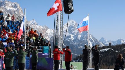 découvrez le palmarès des médailles françaises aux jeux paralympiques d'hiver 2026, avec les performances et exploits des athlètes tricolores.