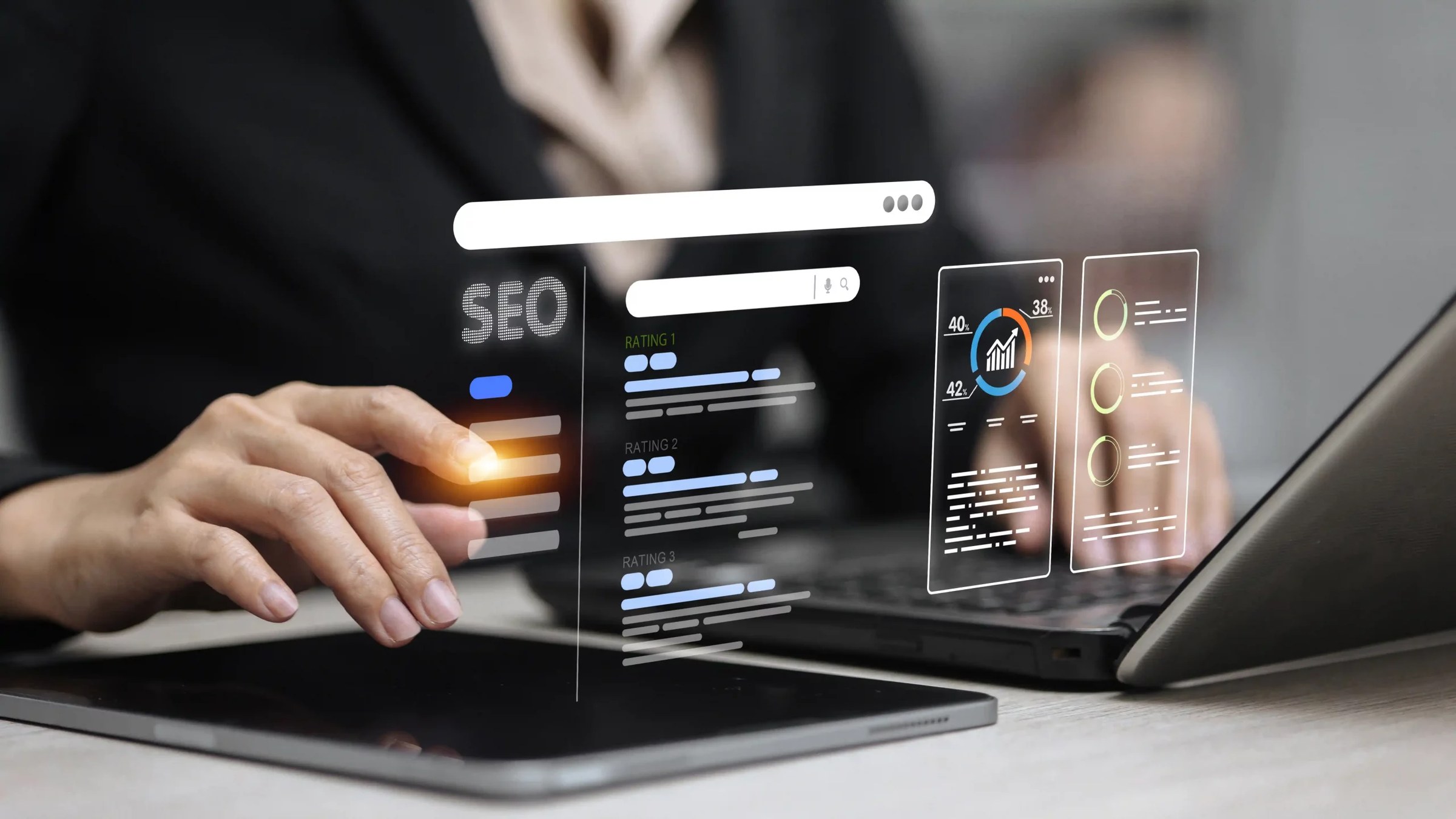 Graphiques d'audience et de visibilite d'un site web affiches sur l'ecran d'un ordinateur portable
